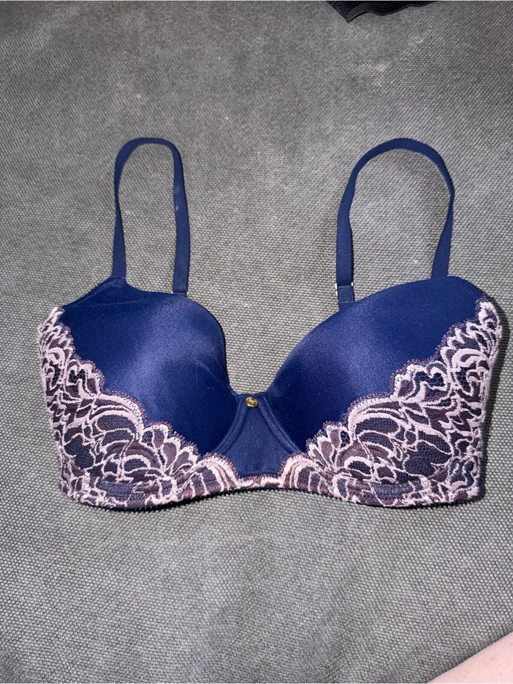 Natori Sz 32D Women's Navy Blue with Plum & Pink Lace Trim Bra.